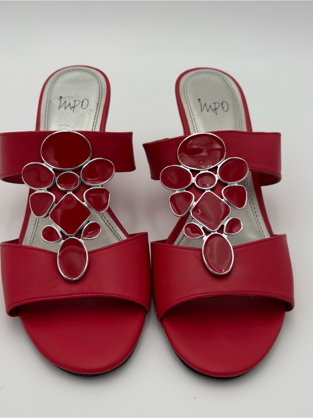 Impo Vavari Red Enamel Shield Wedge Sandals Womens 9.5M Slide Mules Summer New